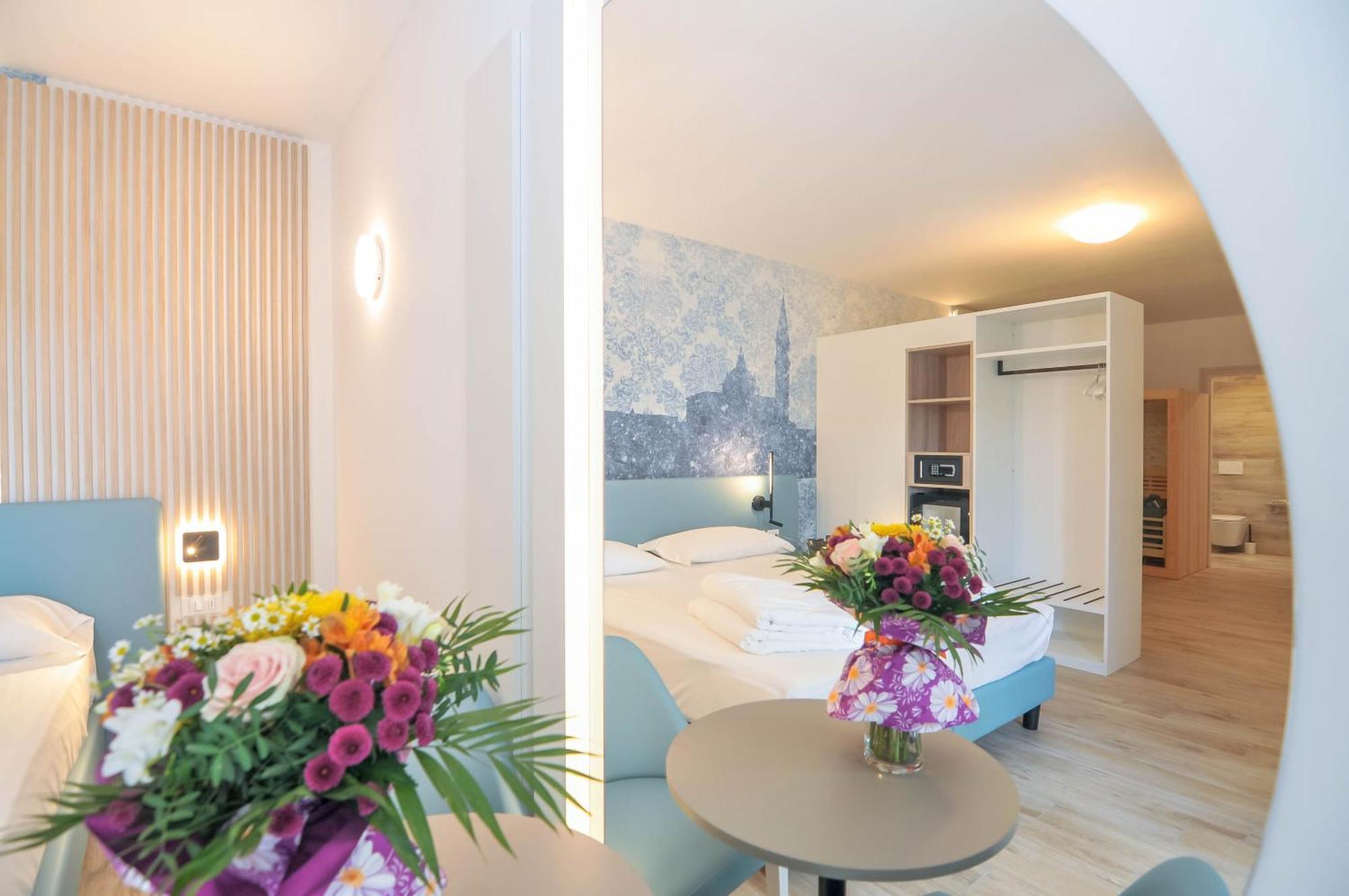 Hotel Marina Palace 4 Stelle S 4*